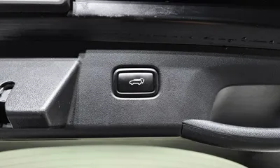 Hyundai Tucson 2021, 100401 км, за 14542.58 USD - фото 20