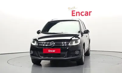Volkswagen Tiguan 2015, 90867 км, за 5513.98 USD