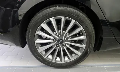 Kia K7 2018, 76611 км, за 10444.03 USD