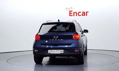 Hyundai Venue 2020, 84375 км, за 8457.22 USD