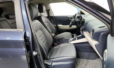 Hyundai Venue 2020, 84375 км, за 8457.22 USD - фото 11