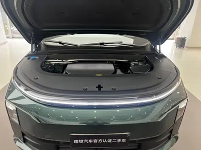 Li Auto Li L6 2025, 6000 км, за 31510.46 USD