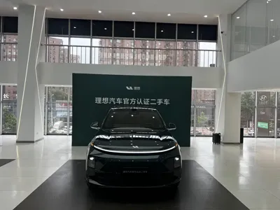 Li Auto Li L6 2025, 6000 км, за 31510.46 USD