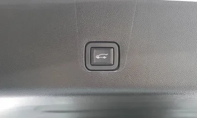ChevroletGMDaewoo Traverse 2020, 49425 км, за 15287.55 USD - фото 17