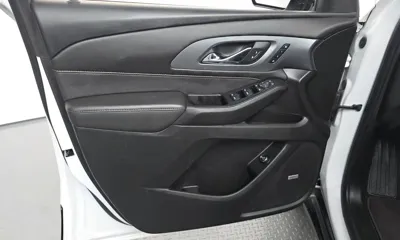 ChevroletGMDaewoo Traverse 2020, 49425 км, за 15287.55 USD - фото 24