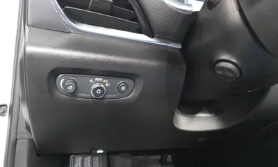 ChevroletGMDaewoo Traverse 2020, 49425 км, за 15287.55 USD - фото 28