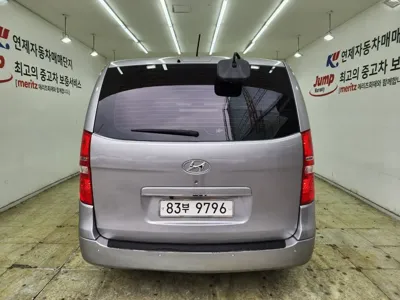 Hyundai Starex 2016, 92959 км, за 6840.39 USD