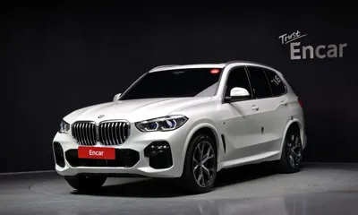 BMW X5 · 2023 год