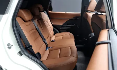 KG_Mobility_Ssangyong Torres 2023, 34437 км, за 13774.82 USD - фото 12