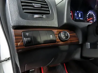 Kia Mohave 2017, 180000 км, за 8671.46 USD - фото 9