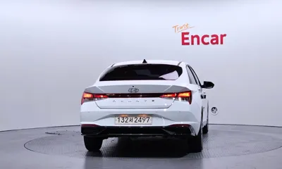 Hyundai Avante 2022, 59071 км, за 10288.46 USD