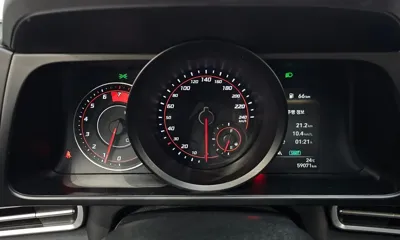 Hyundai Avante 2022, 59071 км, за 10288.46 USD - фото 8
