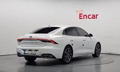 Hyundai Grandeur 2020, 112435 км, за 13154.42 USD