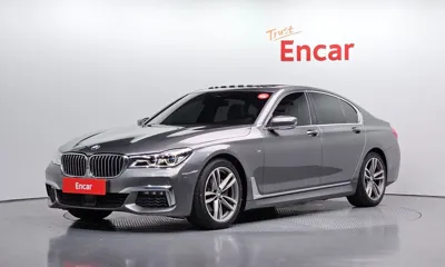 BMW 7-Series · 2019 год