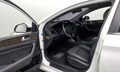 Hyundai Sonata 2015, 121568 км, за 6240.14 USD - фото 11