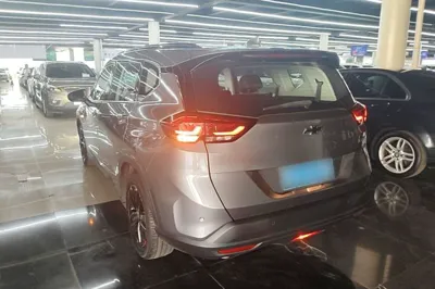 Chevrolet Orlando 2019, 75700 км, за 7892 USD