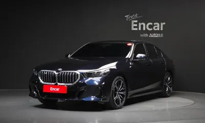 BMW 5-Series · 2025 год