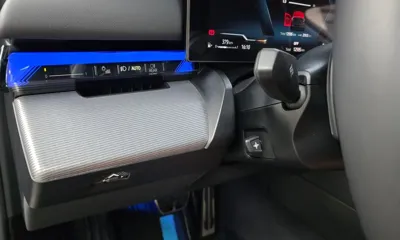 BMW 5-Series 2025, 12595 км, за 58421.95 USD - фото 33