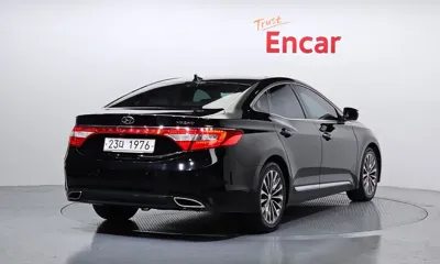 Hyundai Grandeur 2013, 145109 км, за 3711.24 USD