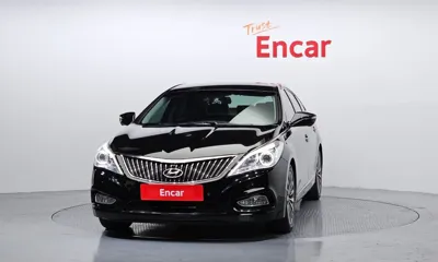 Hyundai Grandeur 2013, 145109 км, за 3711.24 USD