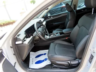 Kia K5 2024, 59891 км, за 20342.65 USD
