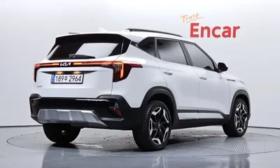 Kia Seltos 2024, 27939 км, за 14638.31 USD