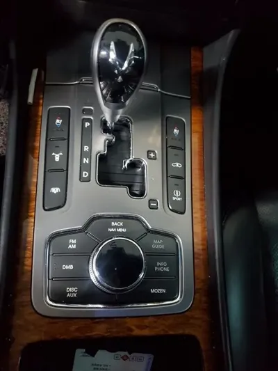 Hyundai Equus 2010, 242300 км, за 2605.86 USD - фото 9