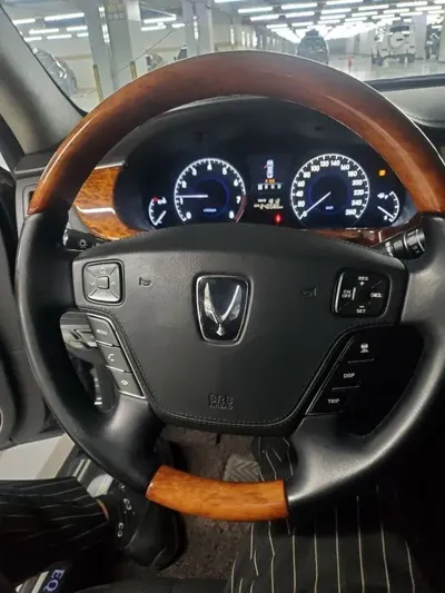 Hyundai Equus 2010, 242300 км, за 2605.86 USD - фото 11