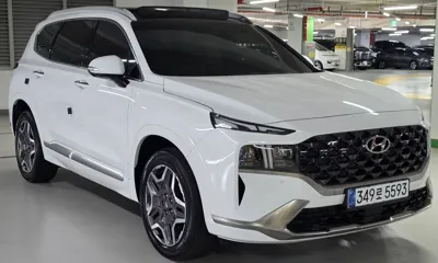 Hyundai Santafe 2023, 11922 км, за 21070.8 USD