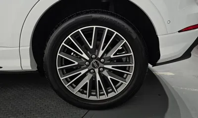 Audi Q3 2025, 5654 км, за 37088.09 USD - фото 21