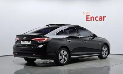 Hyundai Sonata 2017, 140212 км, за 5776.55 USD