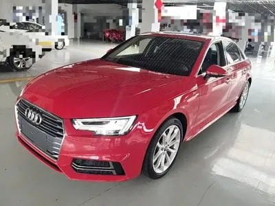 Audi A4L 2018, 69800 км, за 12557.28 USD