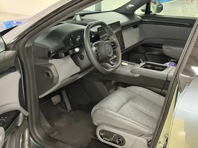 Zeekr 7X 2025, 18000 км, за 21894.81 USD