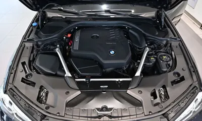 BMW 5-Series 2023, 49922 км, за 23727.48 USD - фото 6