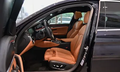 BMW 5-Series 2023, 49922 км, за 23727.48 USD - фото 12