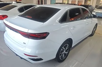 Geely Auto Emgrand 2026, 6700 км, за 9899 USD - фото 6