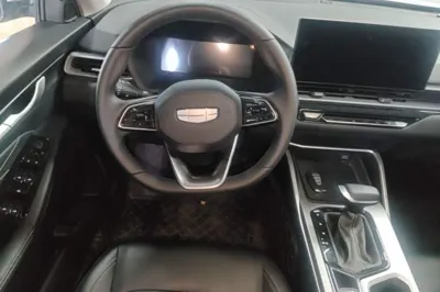 Geely Auto Emgrand 2026, 6700 км, за 9899 USD - фото 18