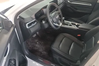 Geely Auto Emgrand 2026, 6700 км, за 9899 USD - фото 23