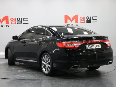 Hyundai Grandeur 2016, 191857 км, за 3966.88 USD