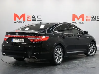 Hyundai Grandeur 2016, 191857 км, за 3966.88 USD