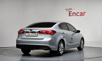 Kia K3 2016, 43982 км, за 5139.22 USD