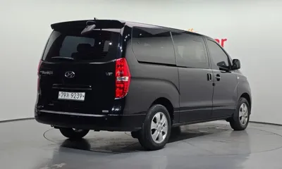 Hyundai Starex 2019, 106764 км, за 12307.09 USD