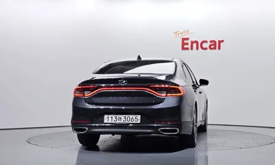 Hyundai Grandeur 2018, 94183 км, за 10240.25 USD