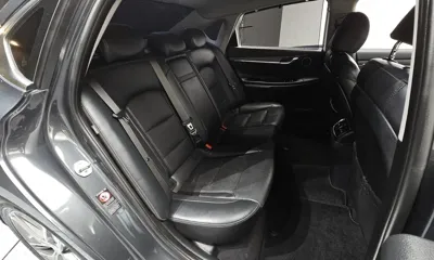 Hyundai Grandeur 2018, 94183 км, за 10158.23 USD - фото 11
