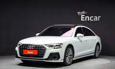 Audi A8 · 2023 год