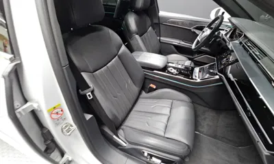 Audi A8 2023, 122919 км, за 42996.77 USD - фото 26