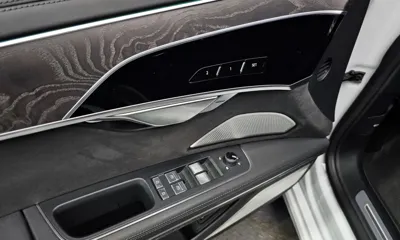 Audi A8 2023, 122919 км, за 42996.77 USD - фото 27