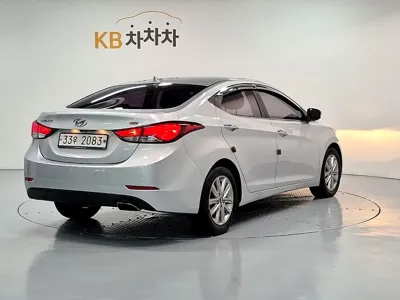 Hyundai Avante 2014, 64406 км, за 4753.53 USD