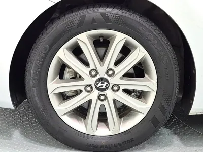 Hyundai Avante 2014, 64406 км, за 4753.53 USD - фото 18