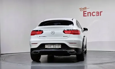 Mercedes-Benz GLC-Class 2017, 116069 км, за 17589.59 USD